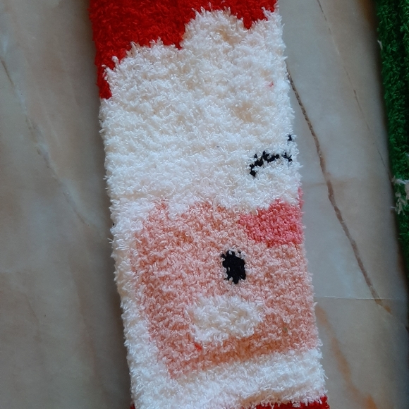 🆕️ Set Of Two Christmas Socks - Picture 3 of 4